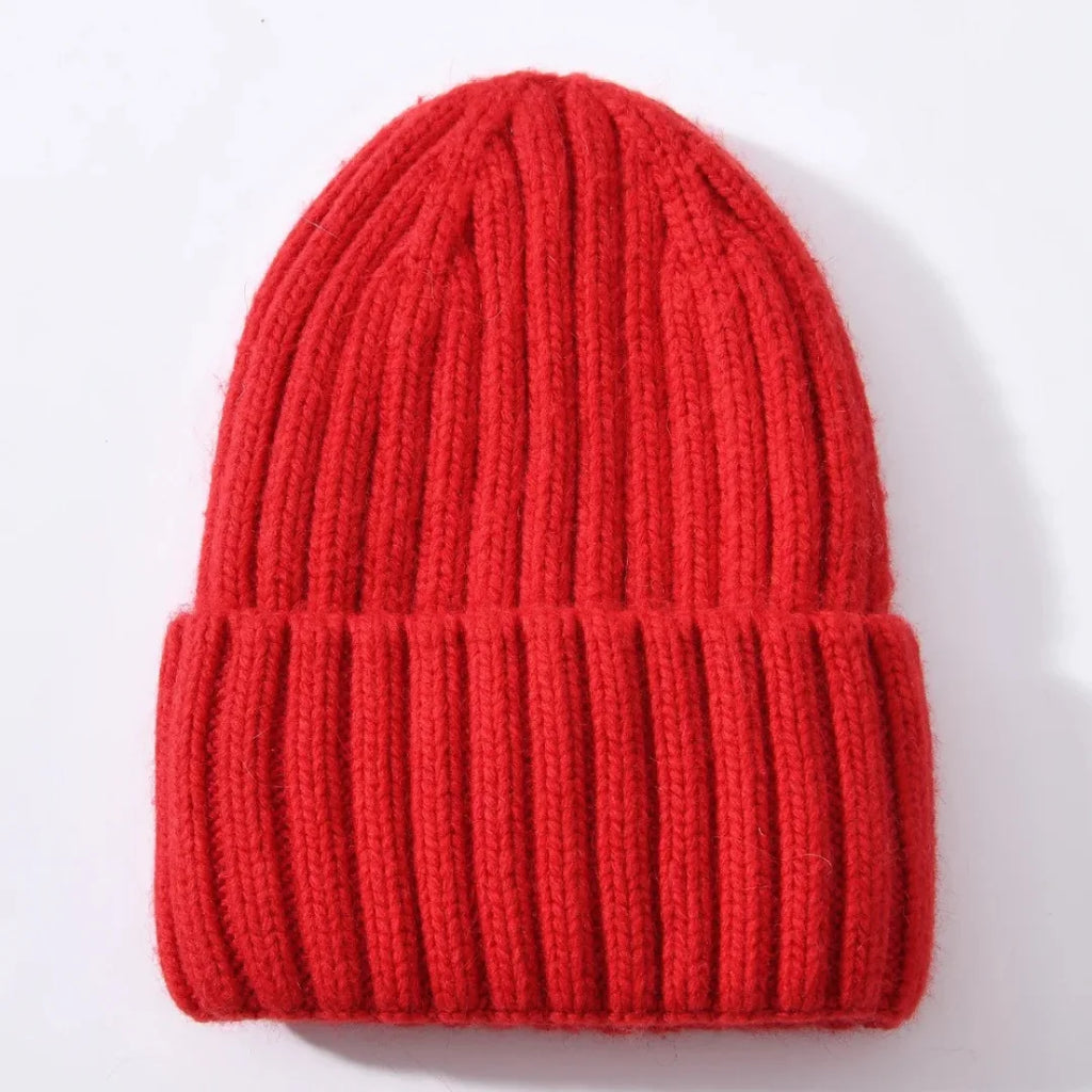 Líora Satin Silk Beanie — red