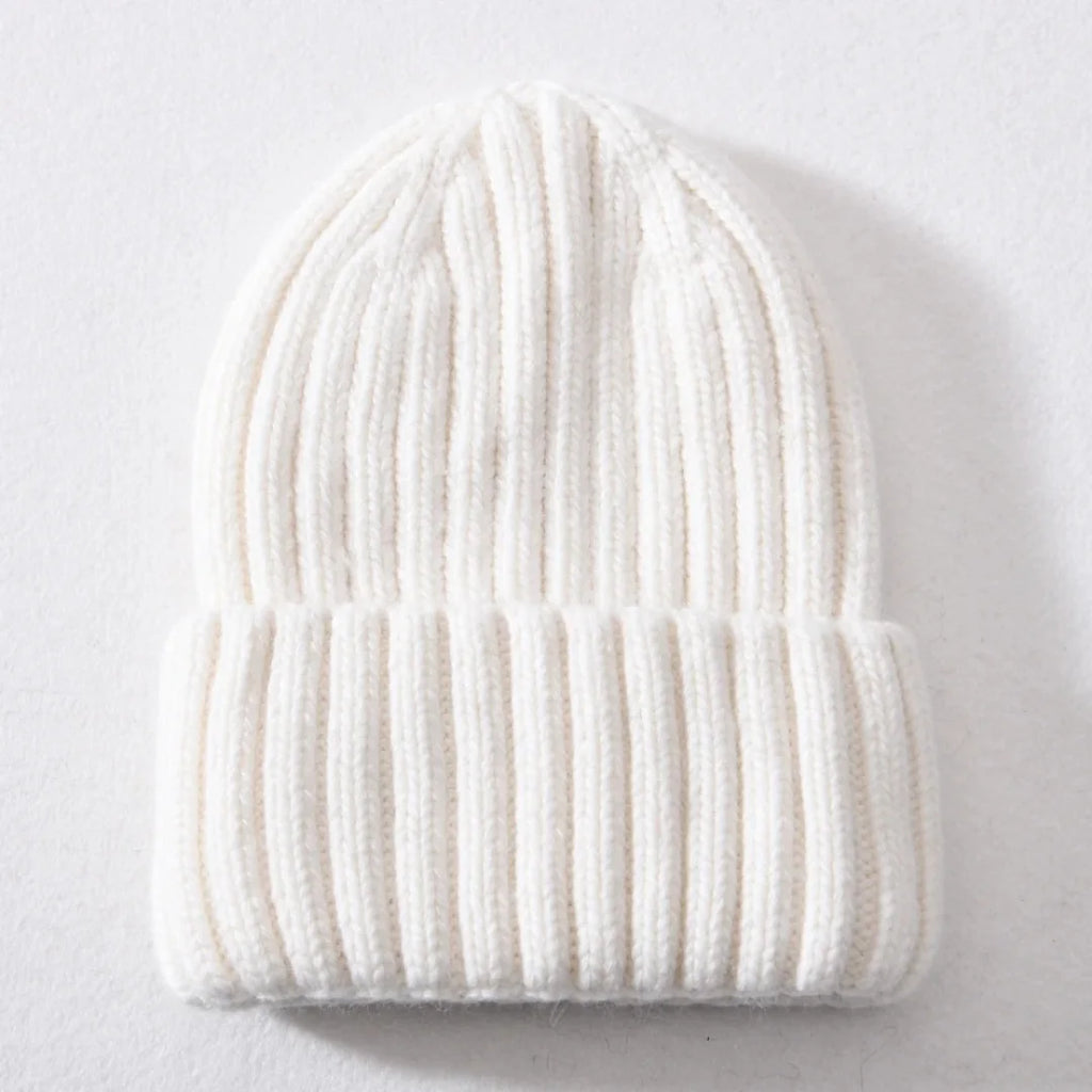Líora Satin Silk Beanie — white