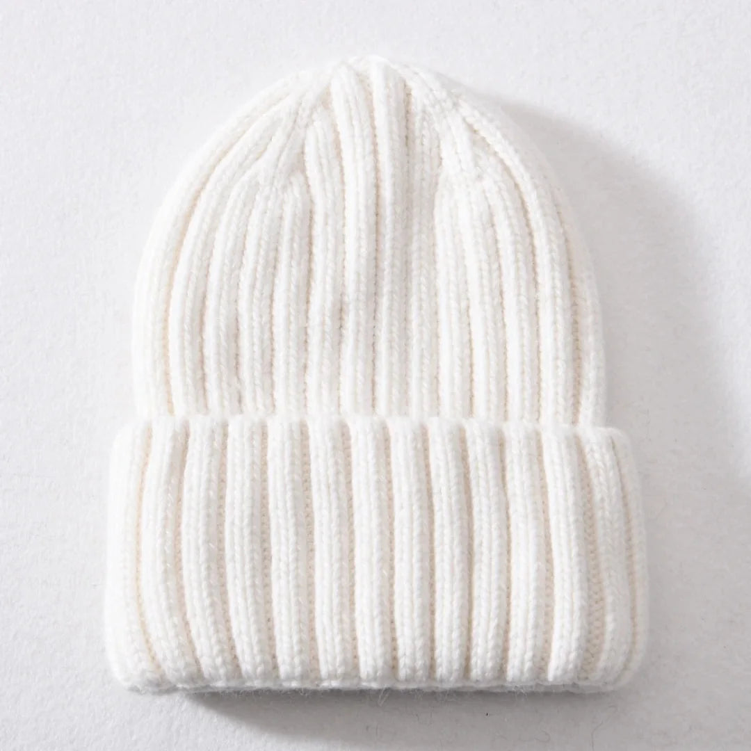 Líora Satin Silk Beanie — white